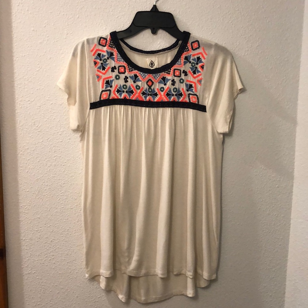 Spade & Heart light knit top with embroidery